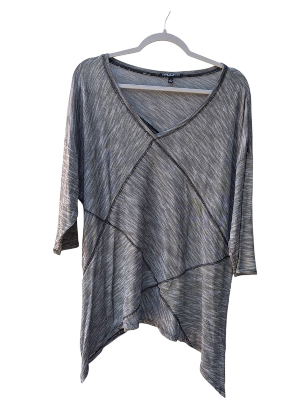Cable & Gauge Grey Asymmetrical V Neck Short Sleeve Blouse WM Plus Size 1X